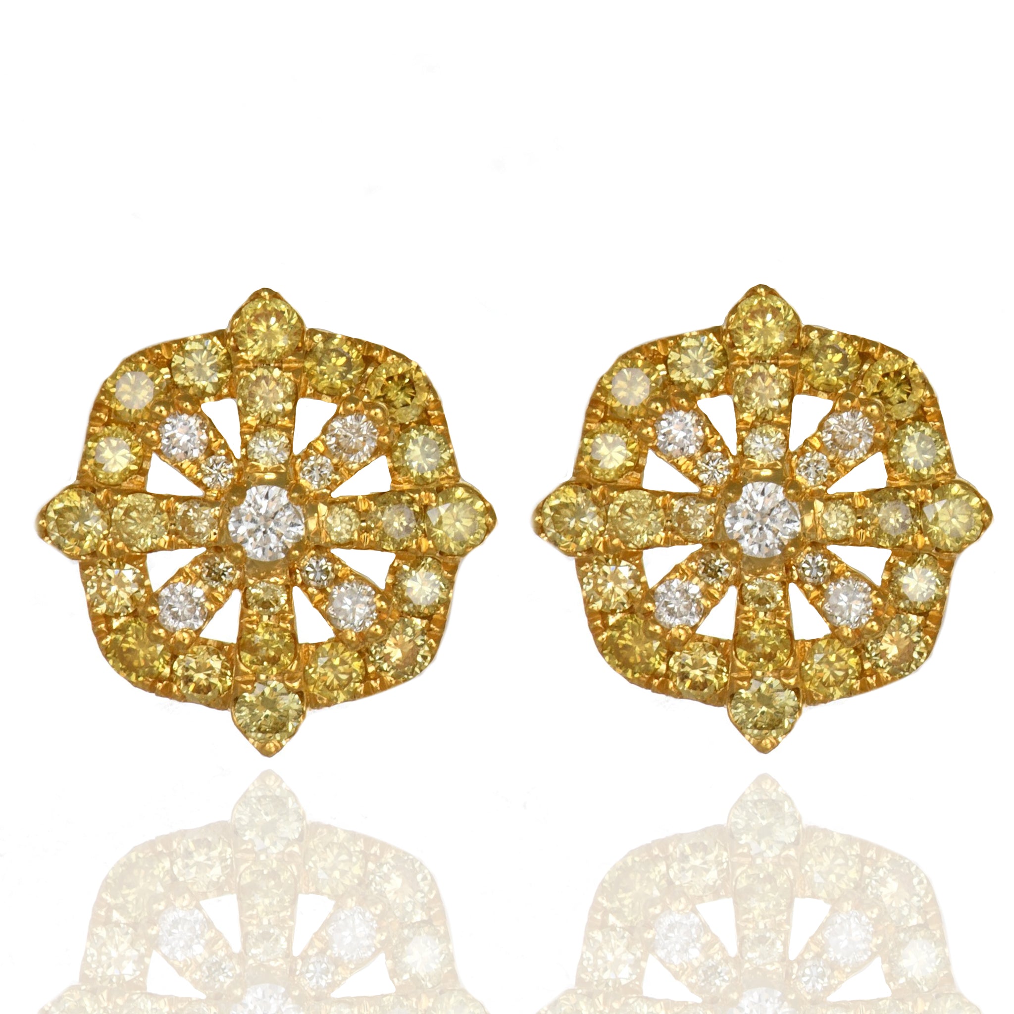 18k Yellow gold Fancy Yellow & White Diamond Cluster Studs