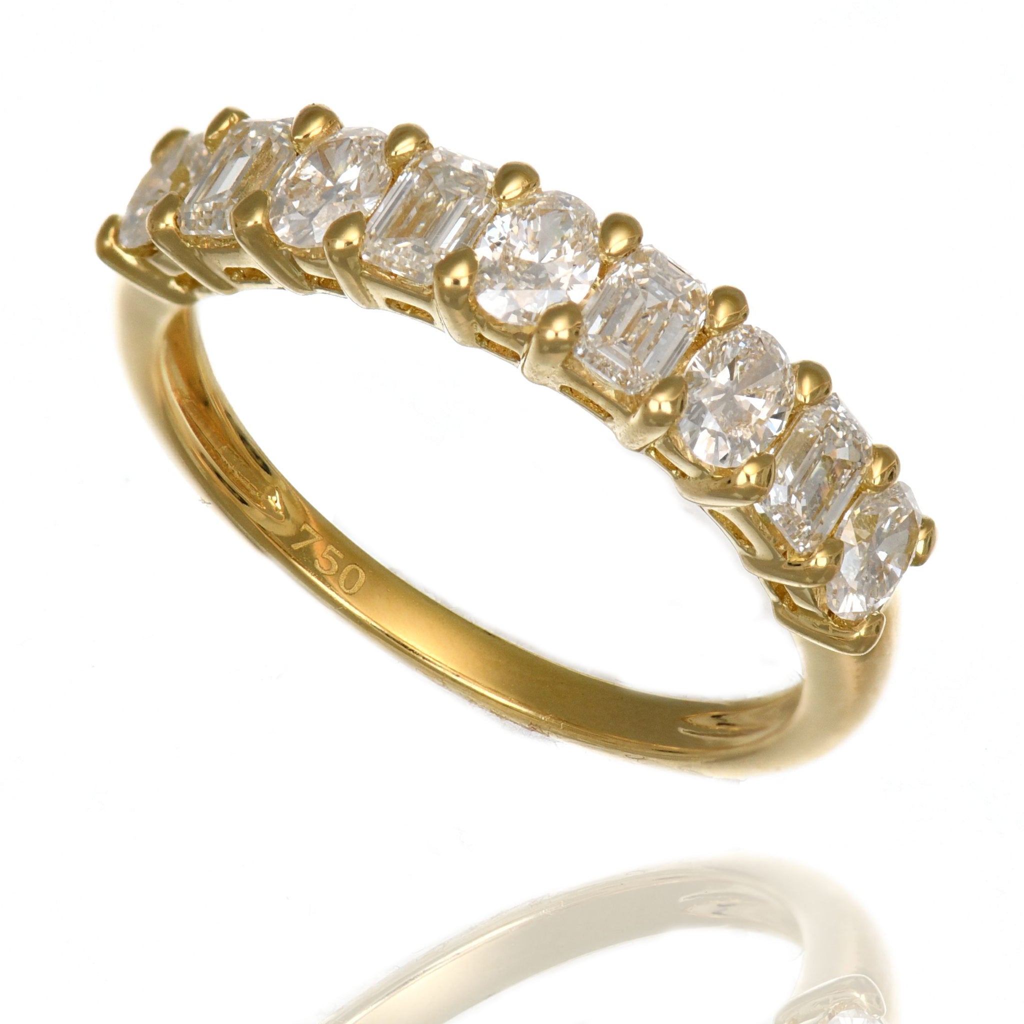 18K Yellow Gold Alternating Emerald-Cut & Round Diamond Band