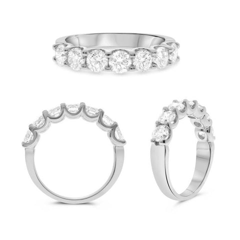 14K White Gold 7-Stone Diamond Band